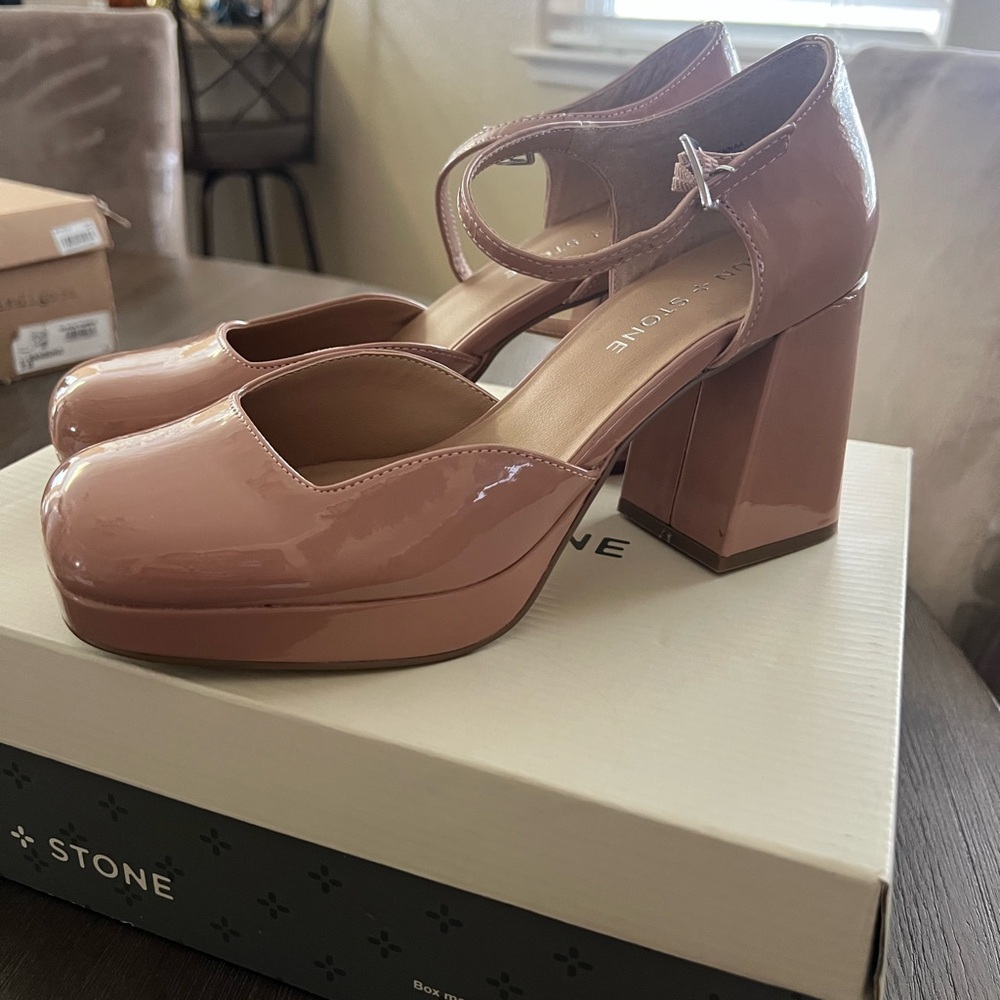 Sun + Stone Blush Patent Mary Jane Block Heels. Excellent condition!!!
